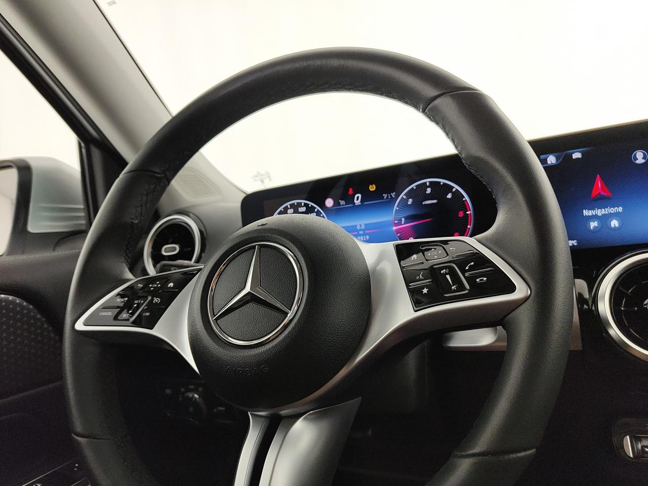 Mercedes-Benz GLB 180 d Progressive Advanced auto