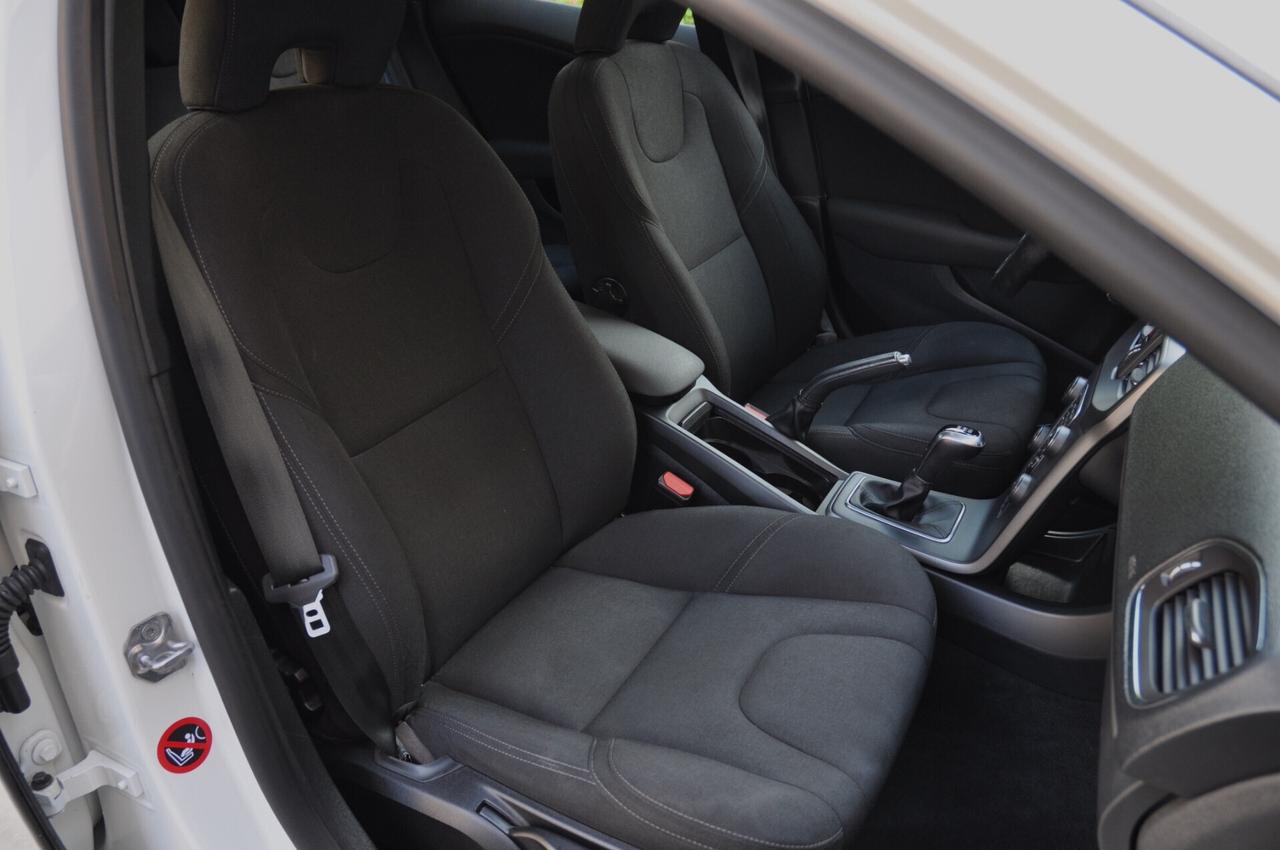 Volvo V40 2.0 D2 Kinetic my18