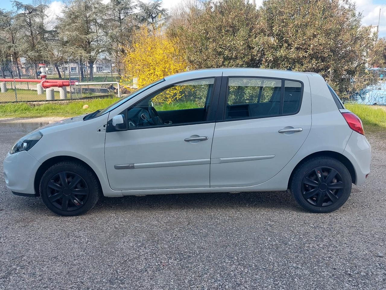 Renault Clio 1.2 16V 5 porte GPL Dynamique