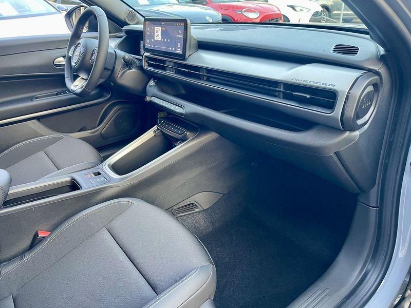 Jeep Avenger 1.2 turbo e-hybrid mhev Altitude fwd 110cv edct6 - KM0