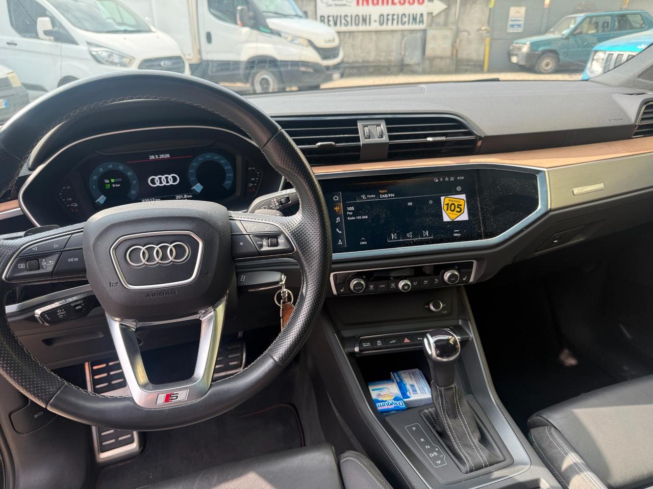 Audi Q3 45 TFSI e S tronic line edition