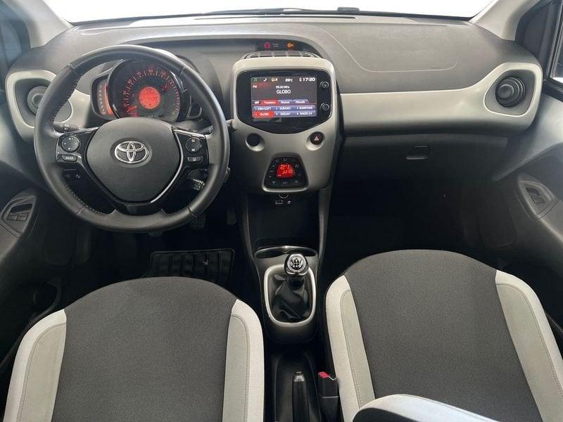 Toyota Aygo Aygo 5p 1.0 x-play tss
