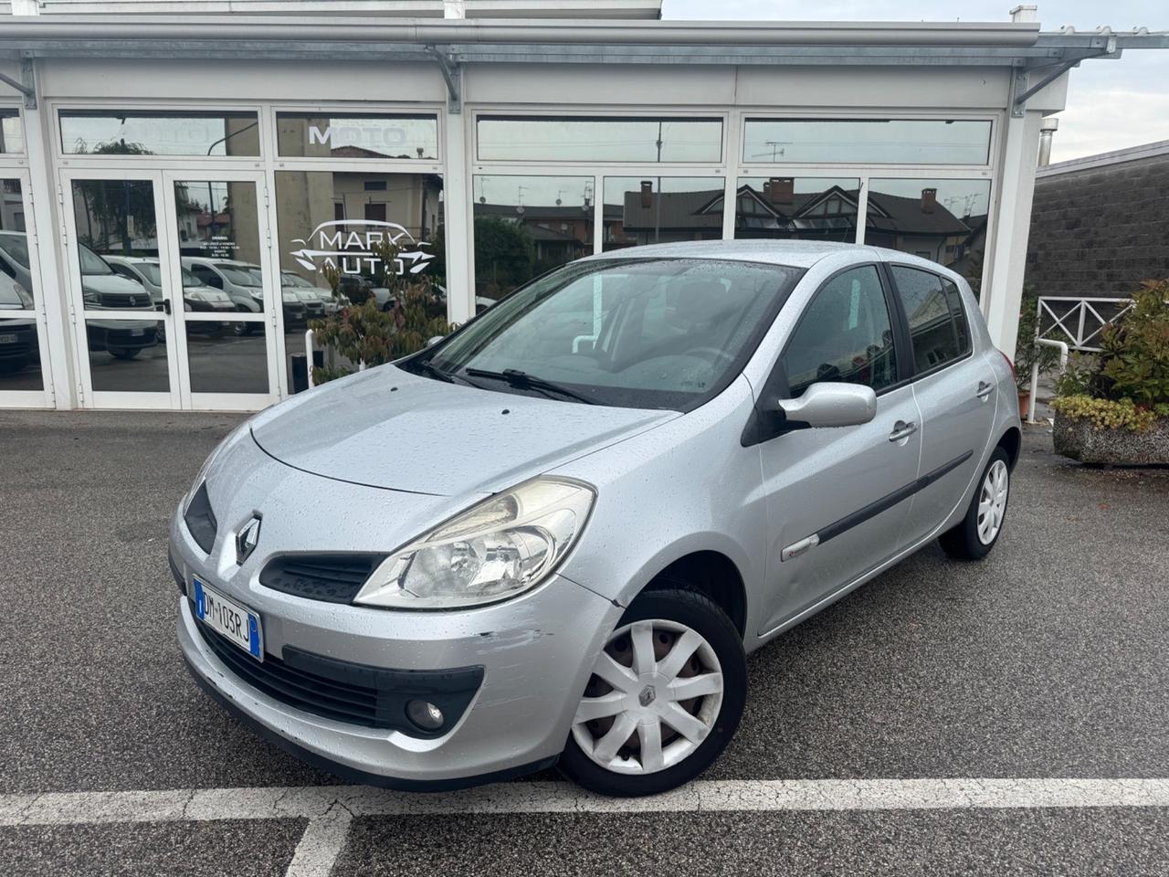 Renault Clio Storia 1.2 5 porte GPL Confort