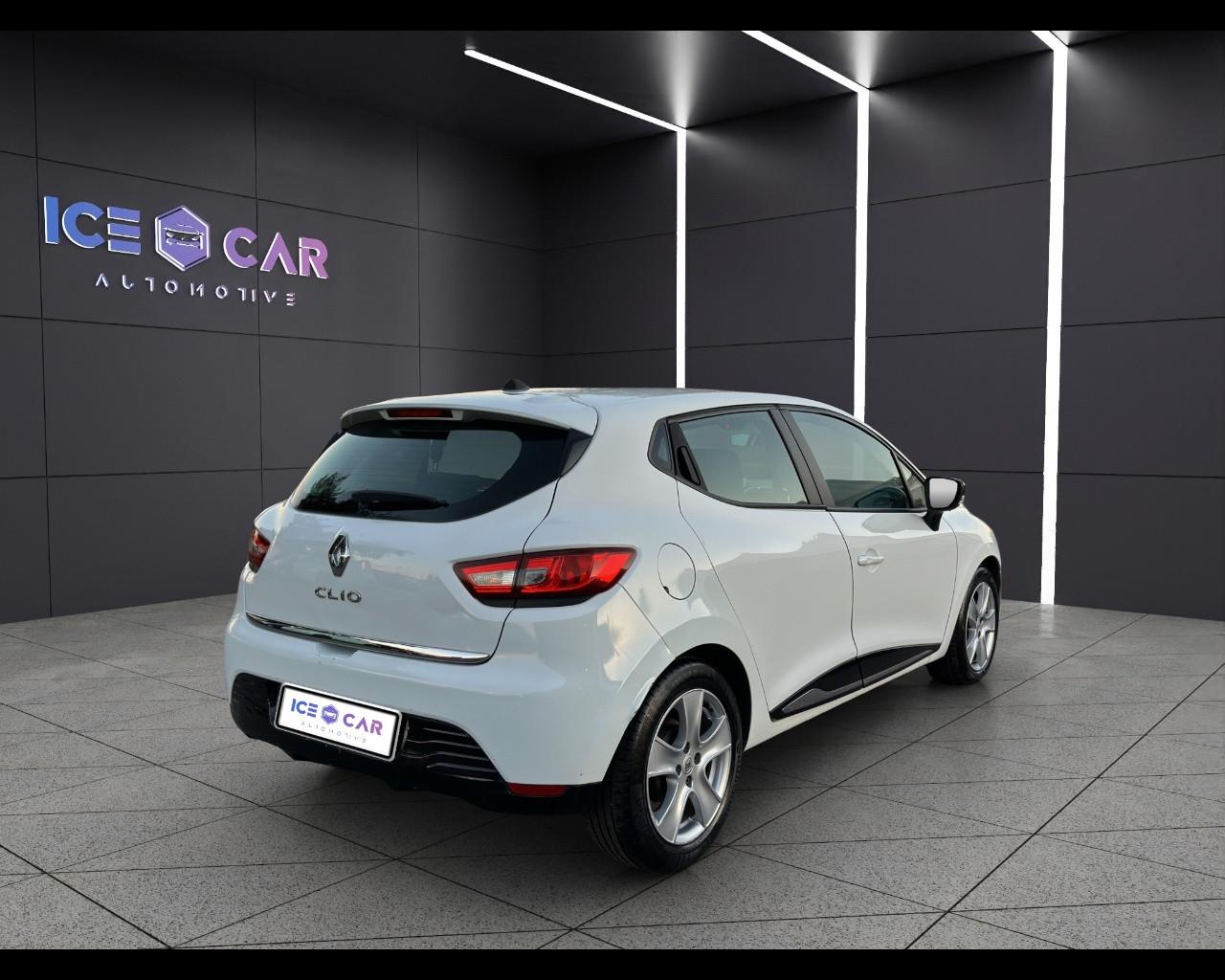 RENAULT Clio 4ª serie - Clio 1.2 75CV 5 porte Live