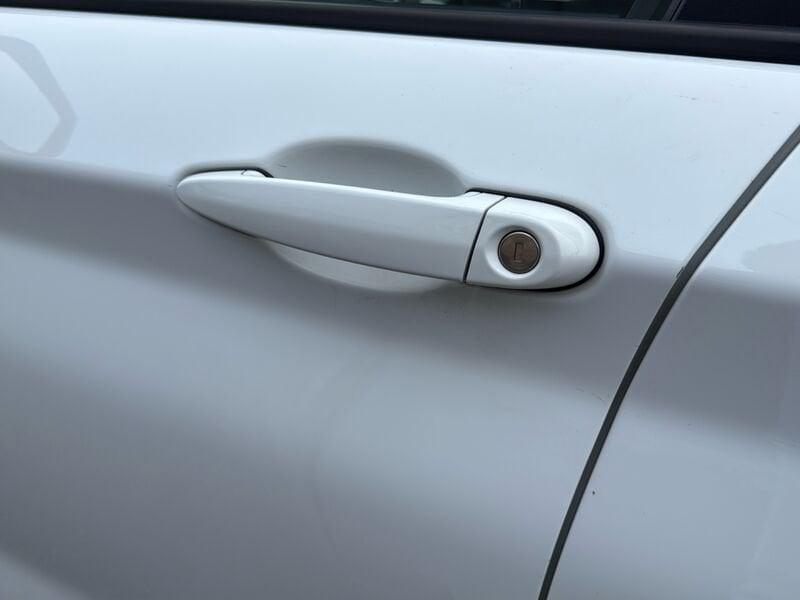 BMW Serie 1 116d 5p. Efficient Dynamics Sport