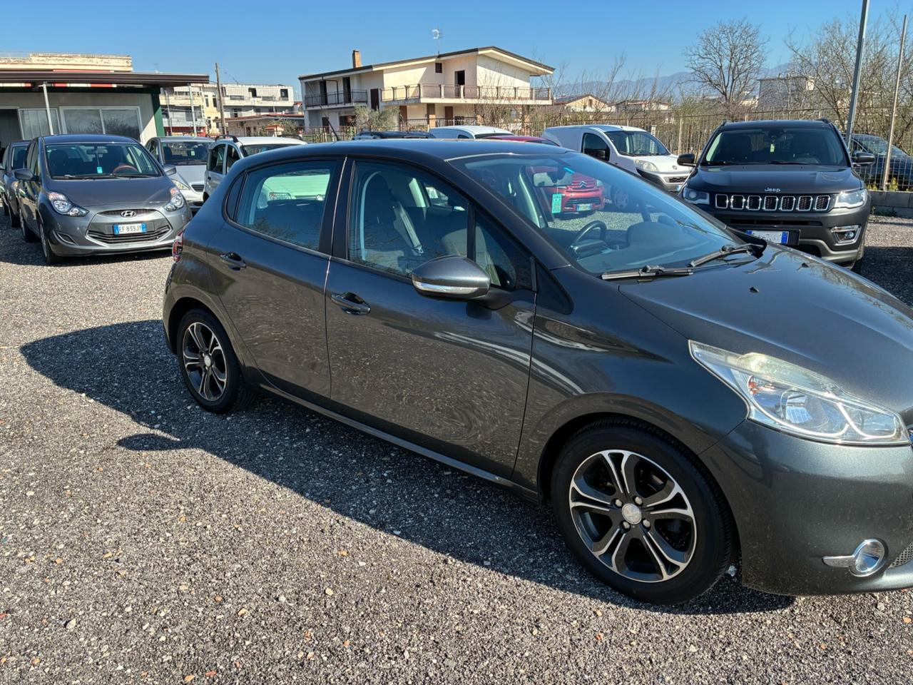 Peugeot 208 1.4 GPL 5p - 2015