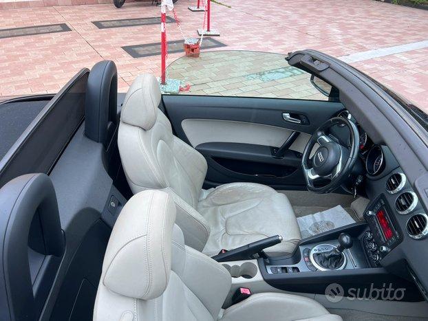 Audi TT cabriolet