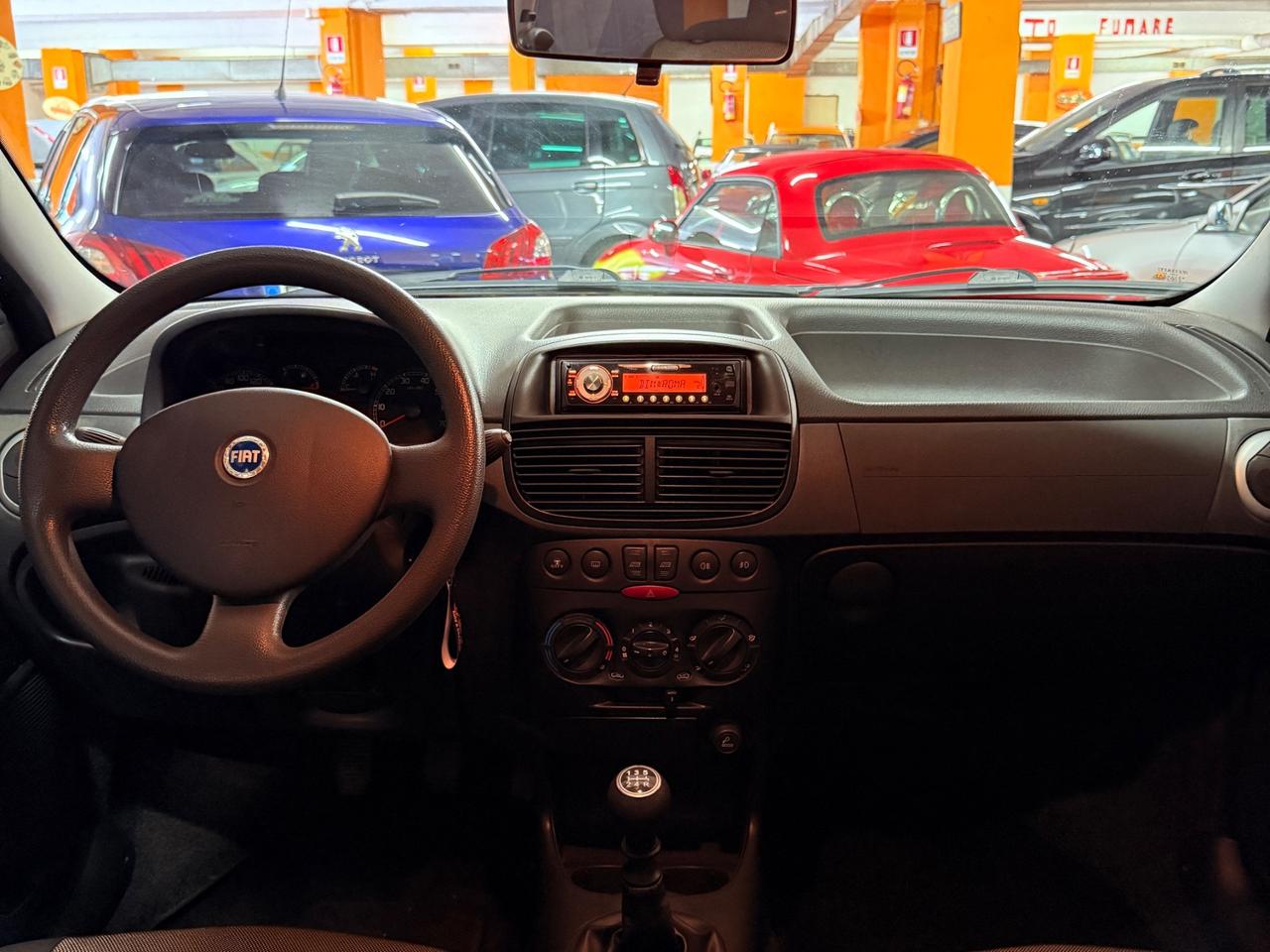 STUPENDA FIAT PUNTO CON SOLI 81.262 KM IN CONDIZIONI DA VETRINA