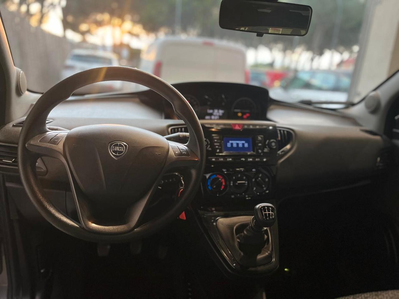LANCIA YPSILON HYBRID 1.0 ECOCHIC *43MILAKM* *UNICOPRO*