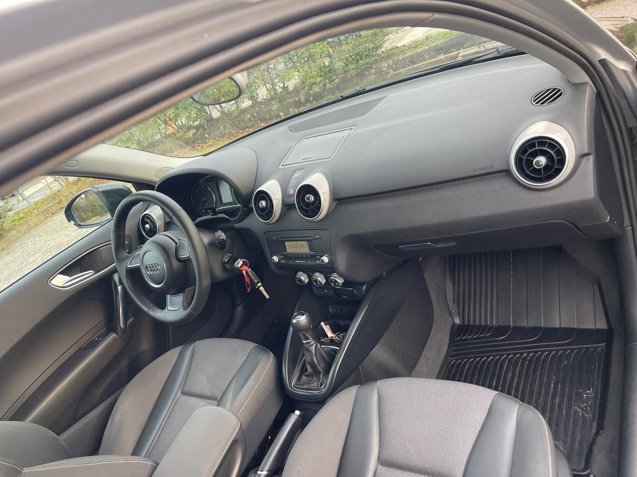 Audi A1 1.6 TDI 105 CV Attraction