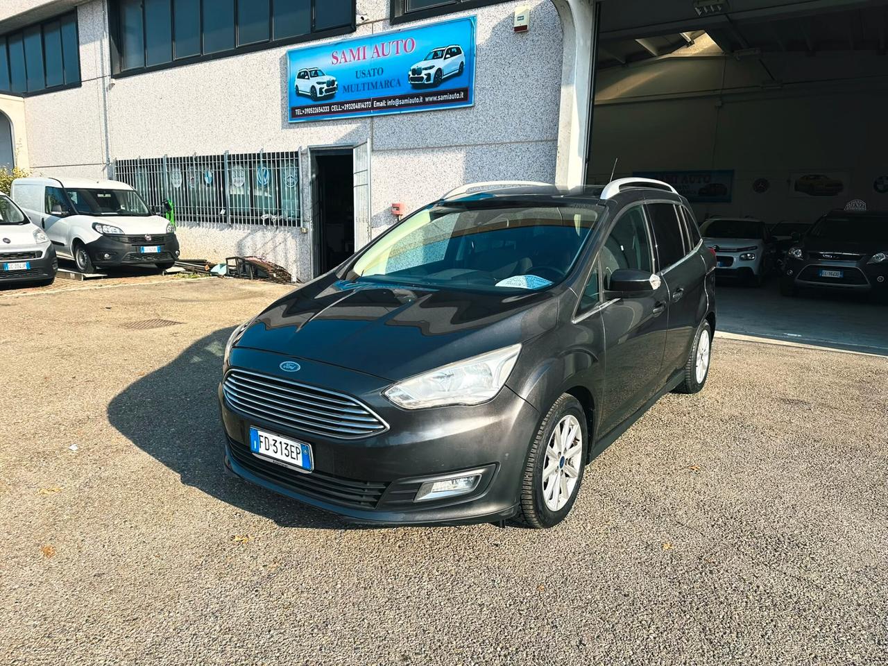 Ford C-Max GRAND 1.5 TDCi 95CV Start&Stop Business