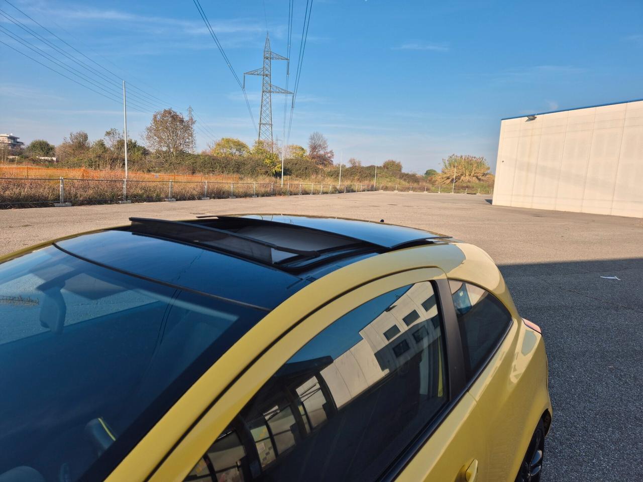 Opel Corsa 1.4 16V 3 porte b-color Euro 5