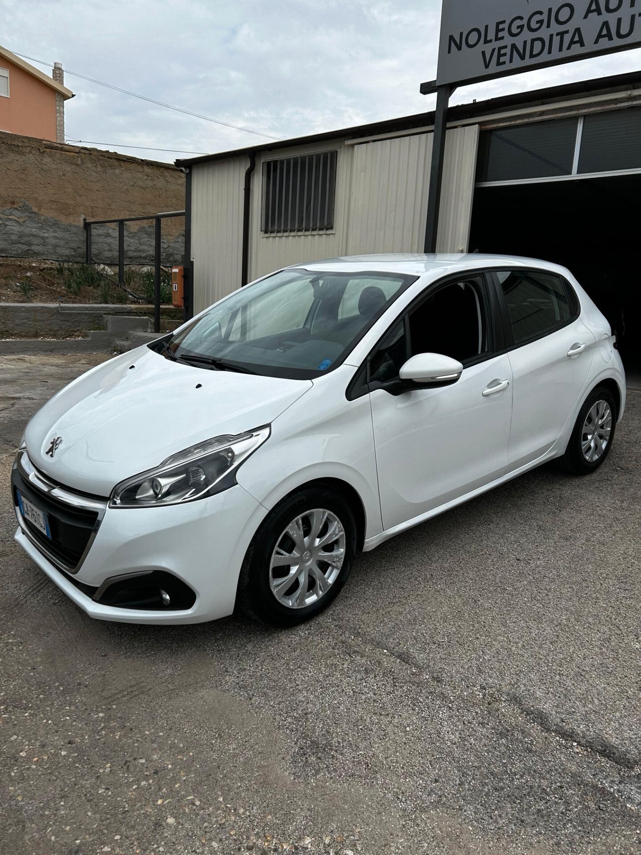 Peugeot 208 BlueHDi 75 5 porte Active