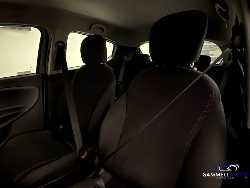 Lancia Ypsilon LANCIA YPSILON GPL