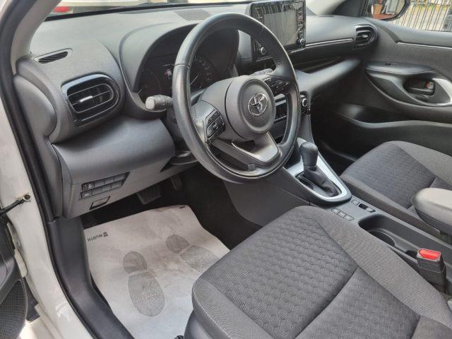 TOYOTA Yaris 1.5 Hybrid 5 porte Business