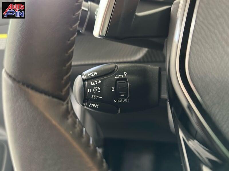 Peugeot 208 Allure Hybrid 110 e-DCS6 auto