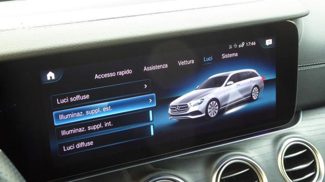 MERCEDES-BENZ E 220 d S.W. 4Matic Auto Premium AMG