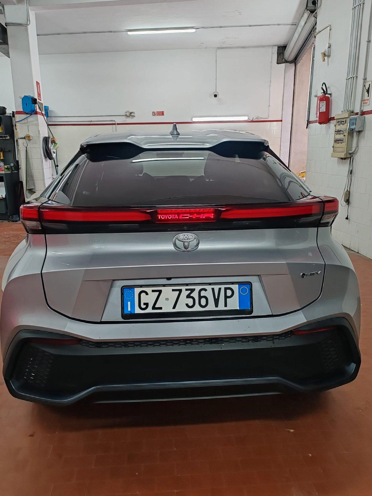 Toyota C-HR 1.8 hev Trend fwd e-cvt