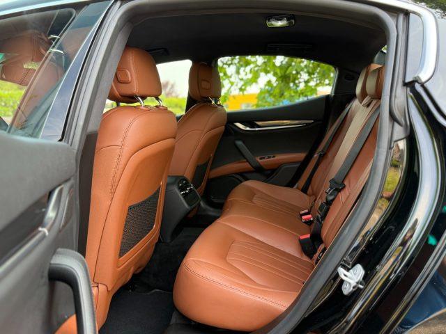 MASERATI Ghibli V6