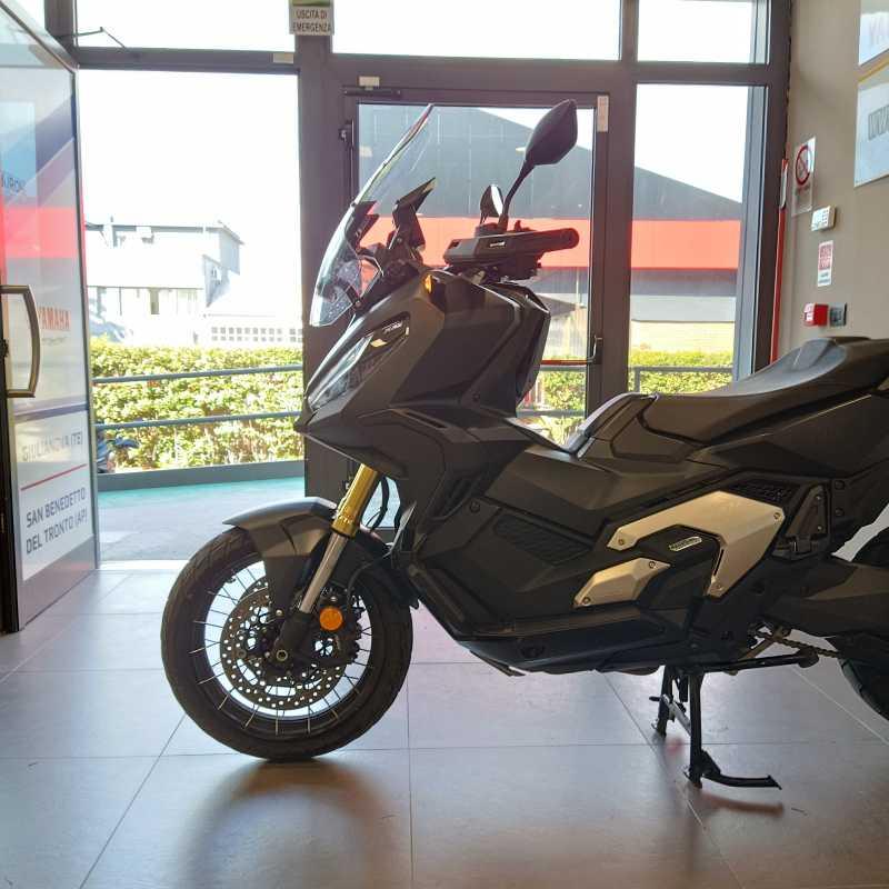 Honda X-ADV 750 DCT - 2022