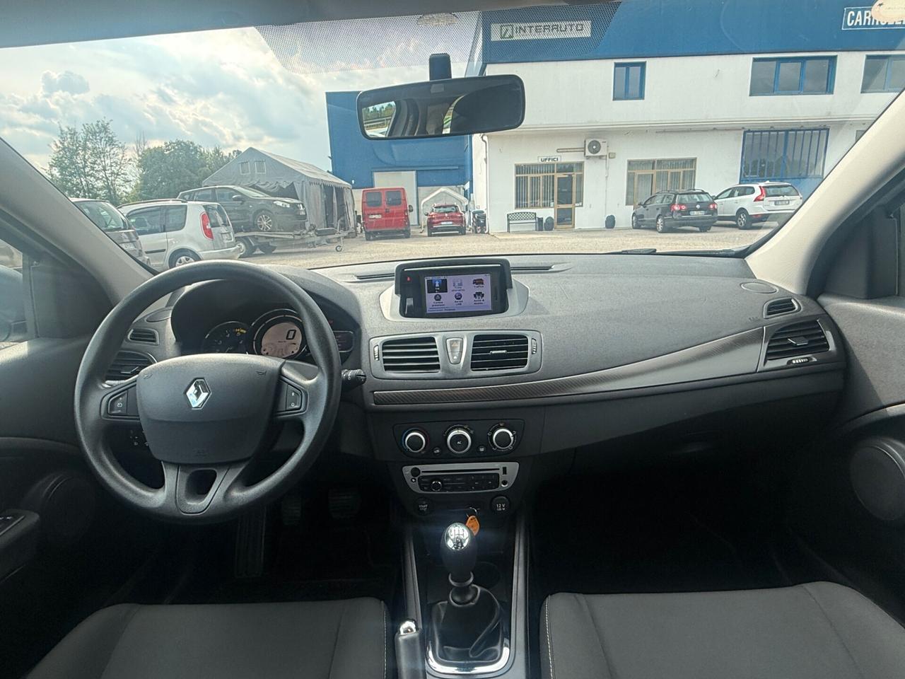 Megane 1.5 dCi 110CV Wave Autocarro