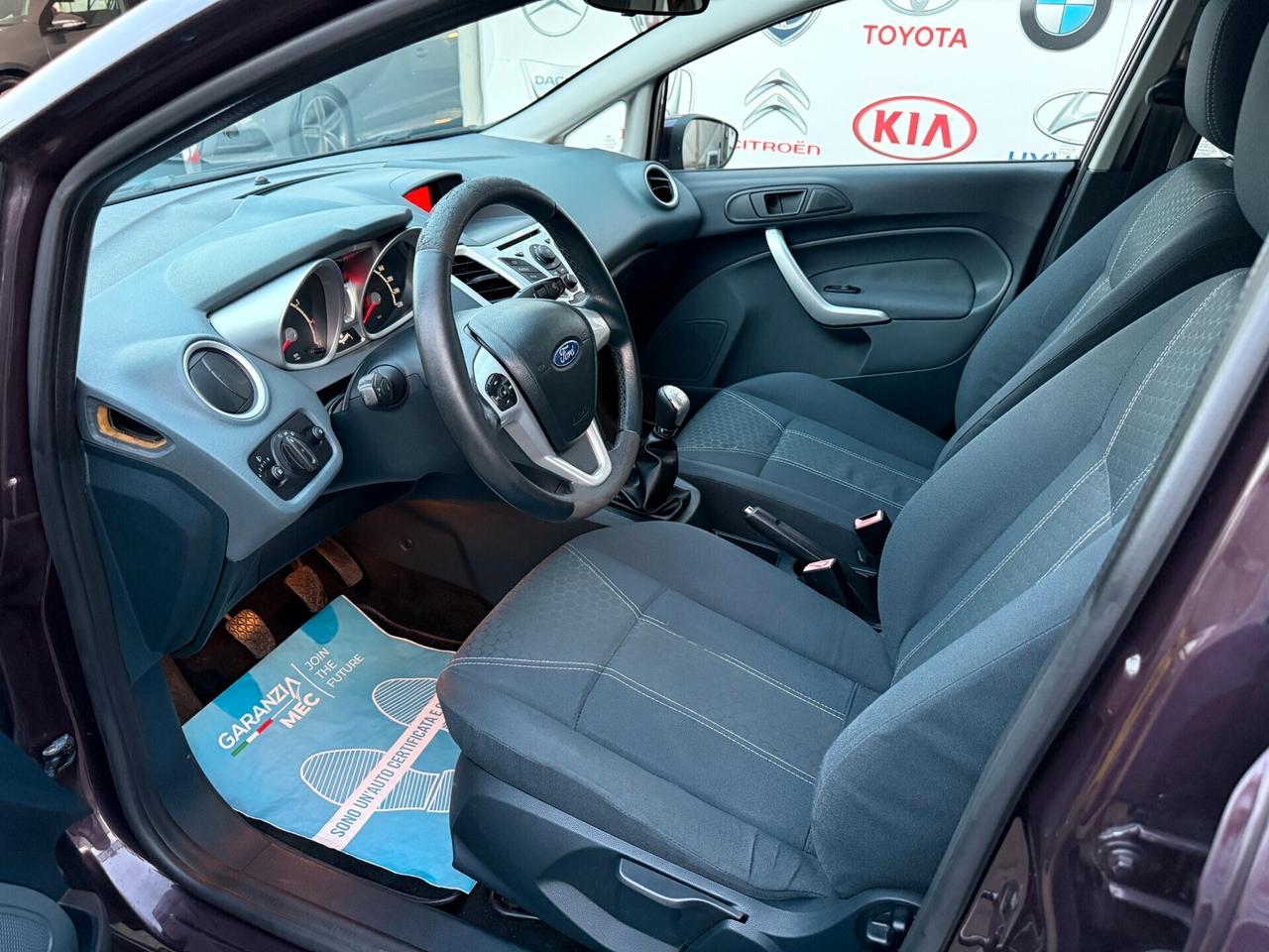 Ford Fiesta 1.4 5 porte Bz.- GPL Titanium - NeoPatentati