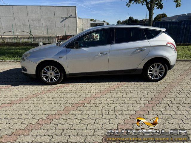 LANCIA Delta 1.6 MJT DPF Silver