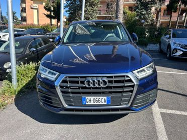 Audi Q5 35 TDI quattro S tronic Business