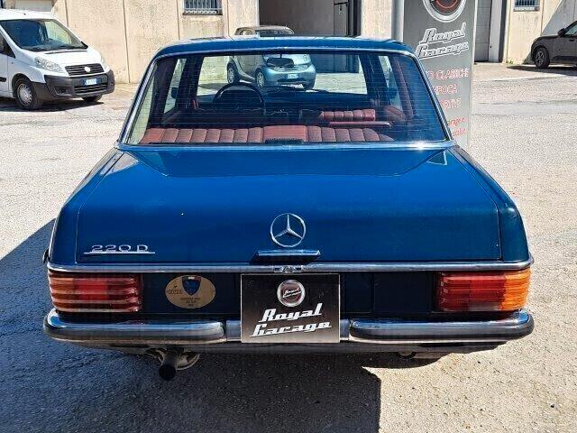 MERCEDES W115 D\8 220D LANG LIMOUSINE -ASI TARGA ORO-