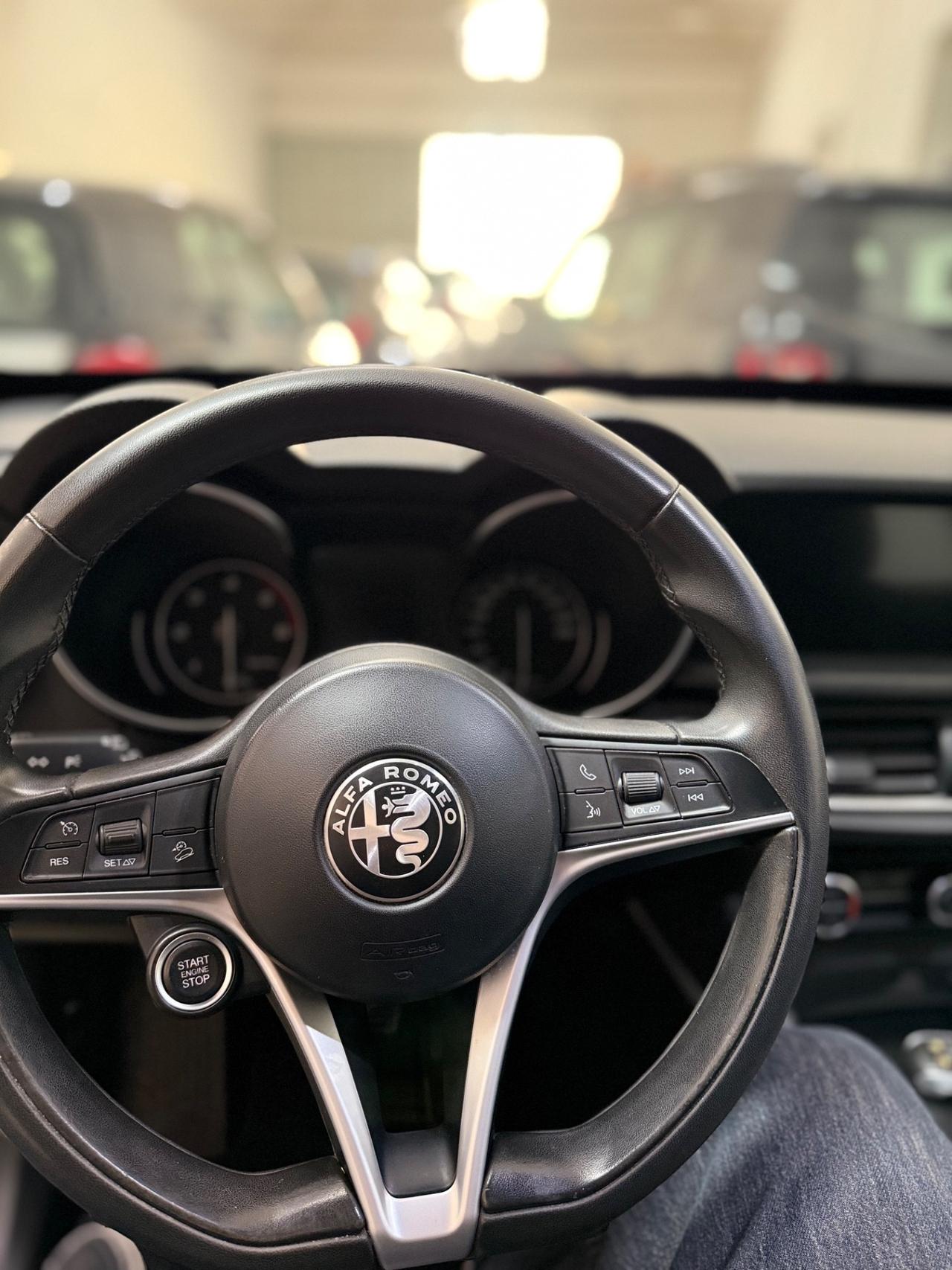 ALFA ROMEO STELVIO 2.2 DIESEL 180 CV AUTOMATICA Q4 – 2018 Furius Car