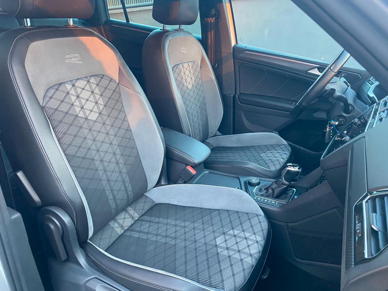 Volkswagen Tiguan 2.0 TDI 200 CV SCR DSG 4MOTION R-Line