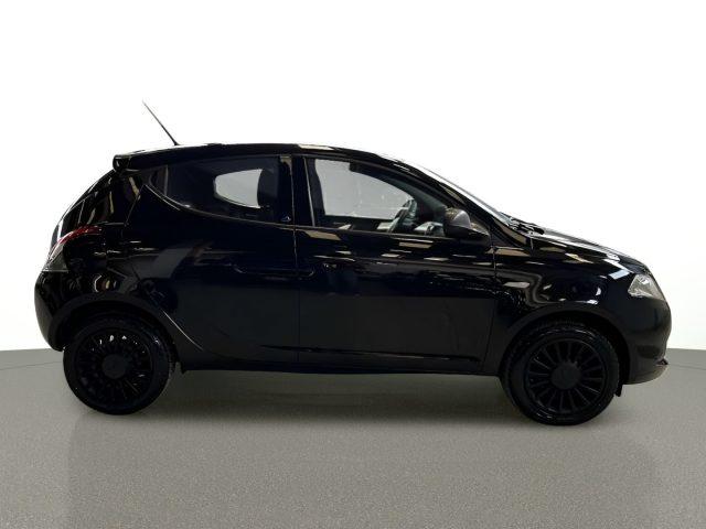 LANCIA Ypsilon 1.2 69 CV Elefantino Blu NEOPAT. - Bluetooth - USB