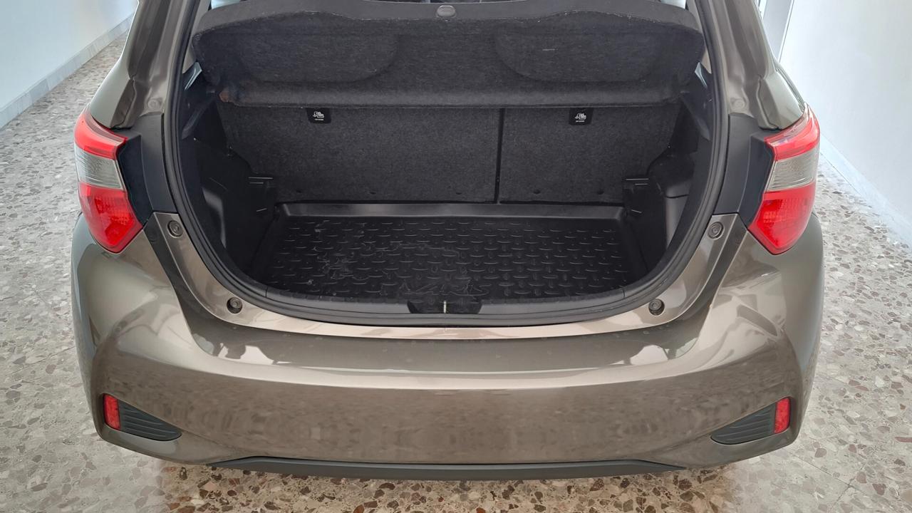 Toyota Yaris 1.0 5 porte Lounge