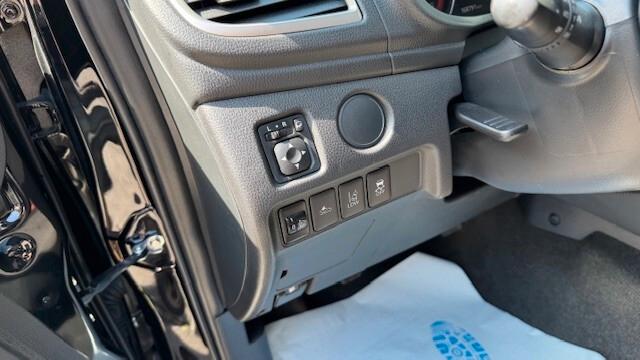 Mitsubishi L200 2.3 D Double Cab 4x4 Easy Select Invite Connect