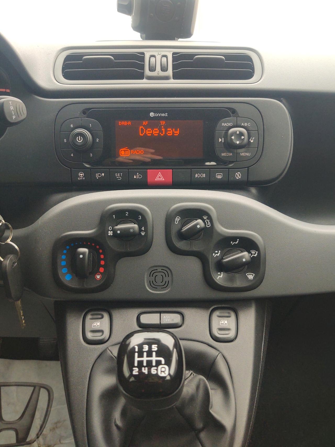 Fiat Panda 1.0 FireFly S&S Hybrid City Cross