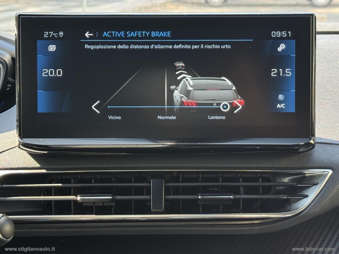 PEUGEOT 3008 BlueHDi 130 S&S EAT8 Allure Pack
