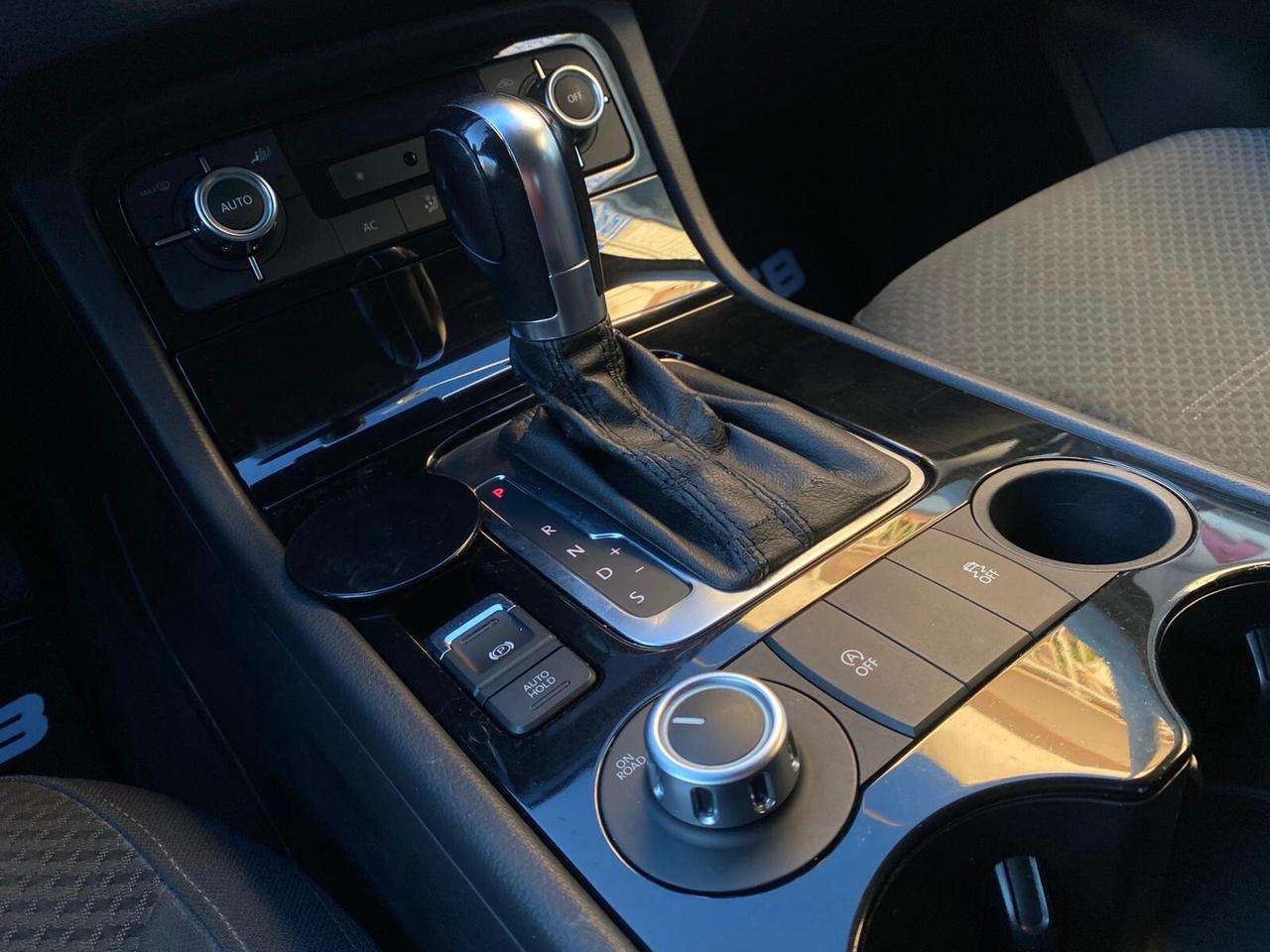 VOLKSWAGEN TOUAREG 3.0 TDI DSG 2011