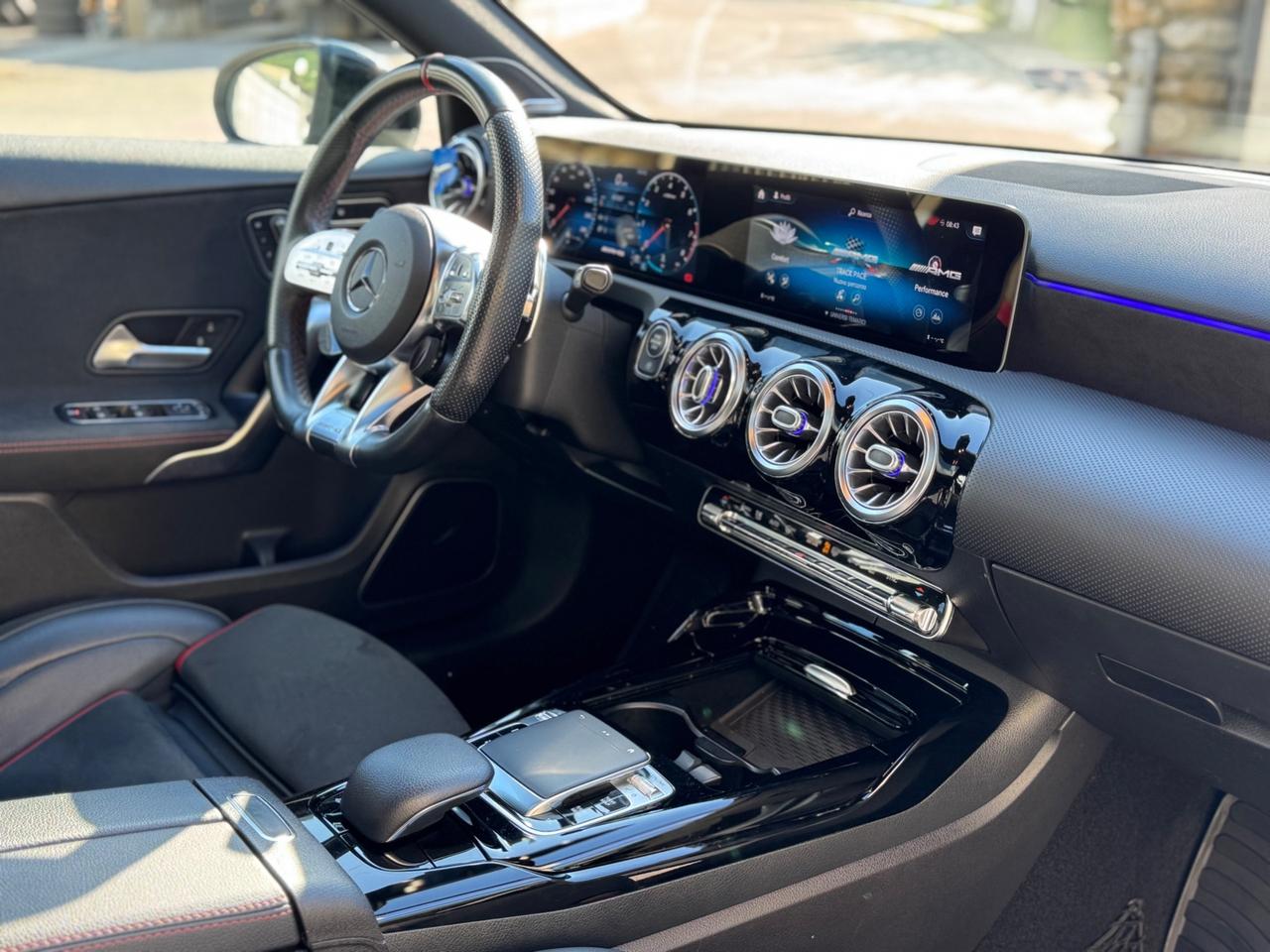 Mercedes-benz A 35 AMG A35 AMG PERFORMANCE