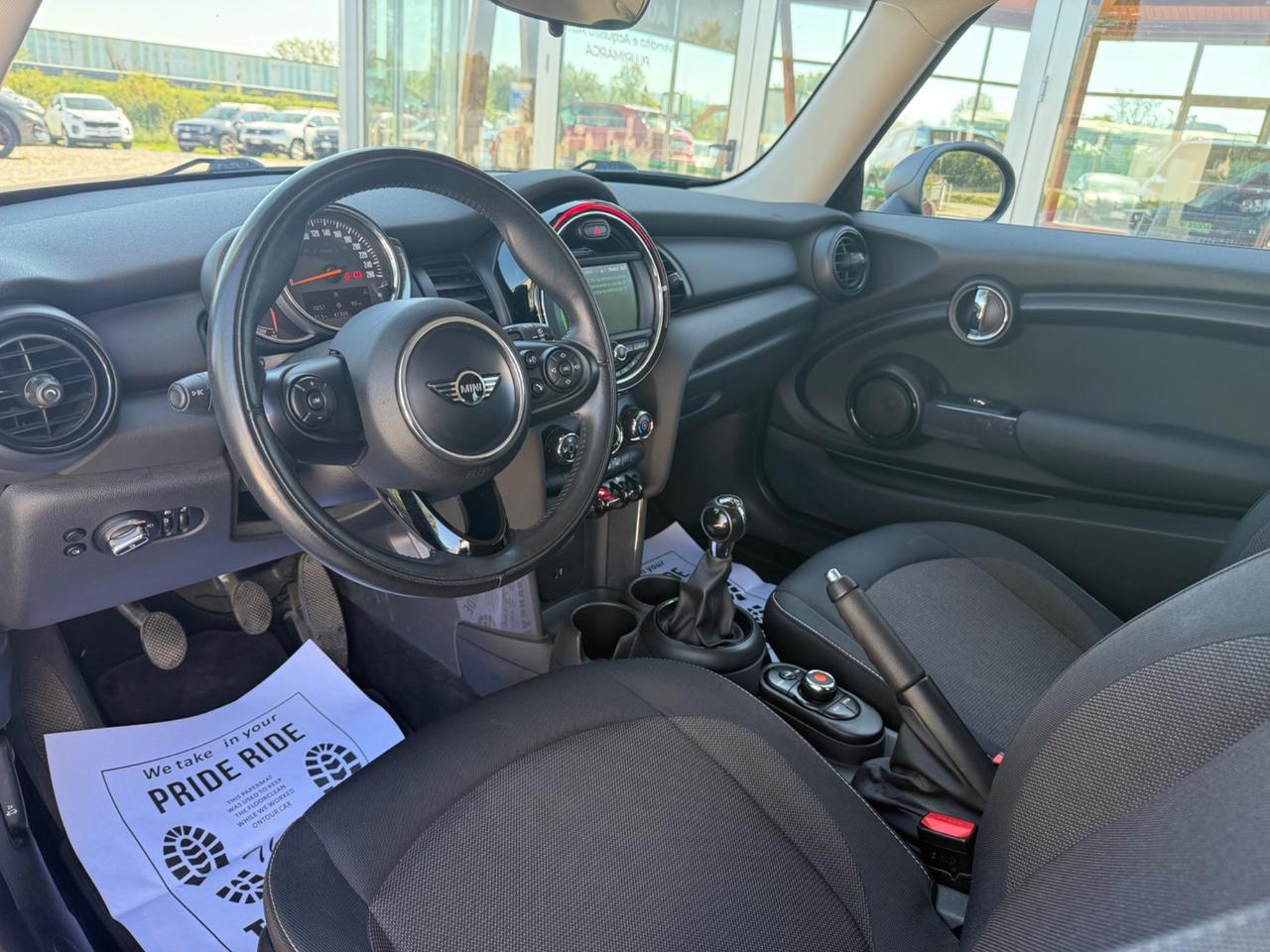 Mini 1.5 One 75 CV // Neopatentati // Perfetta