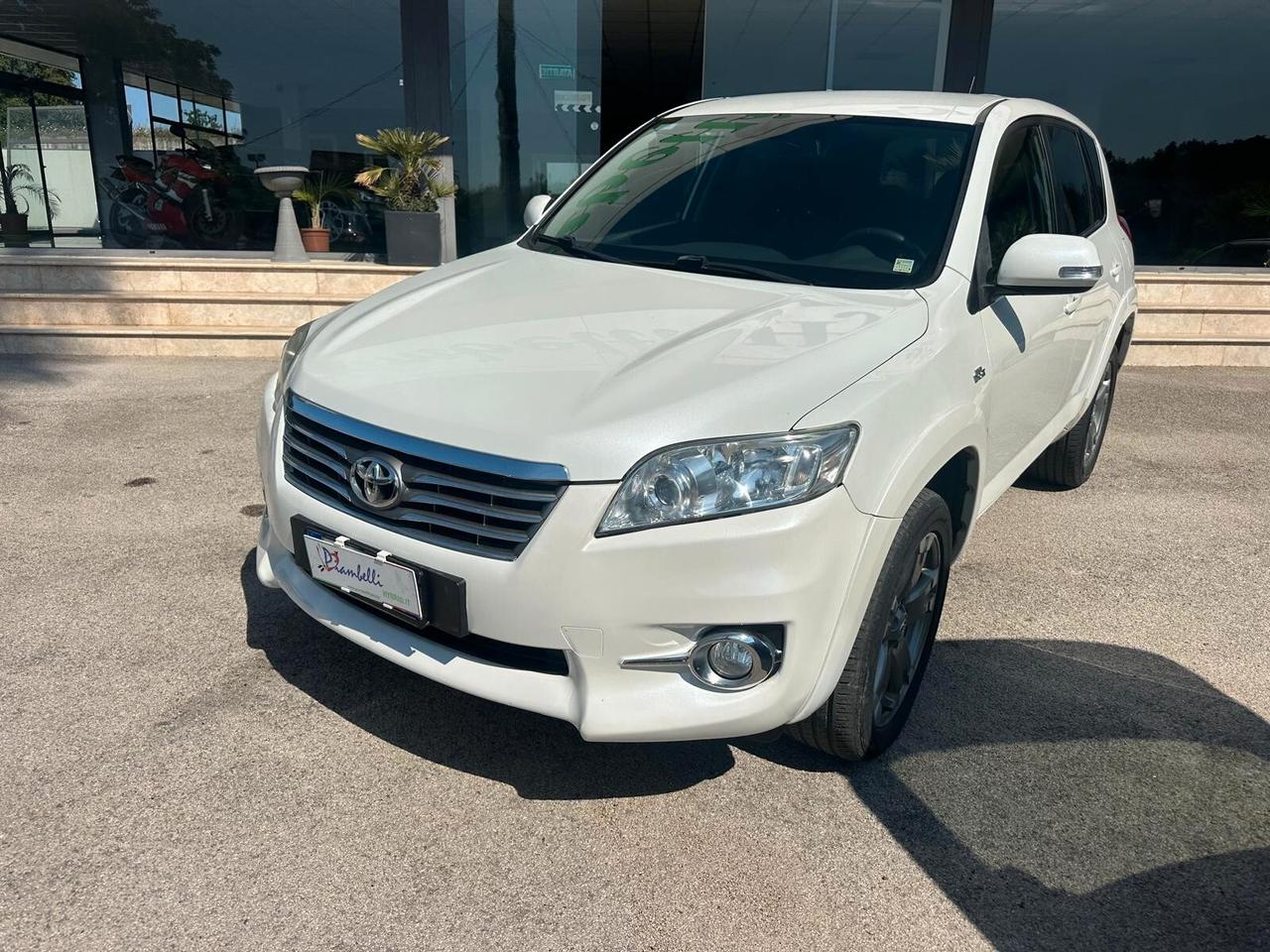 Toyota RAV4 Crossover 2.2 D-Cat F1 A/T 150 CV Executive
