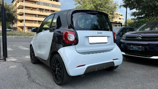 SMART ForTwo 70 1.0 TWINAMIC SUPERPASSION*C.L.16 BLACK*TEL.*LED