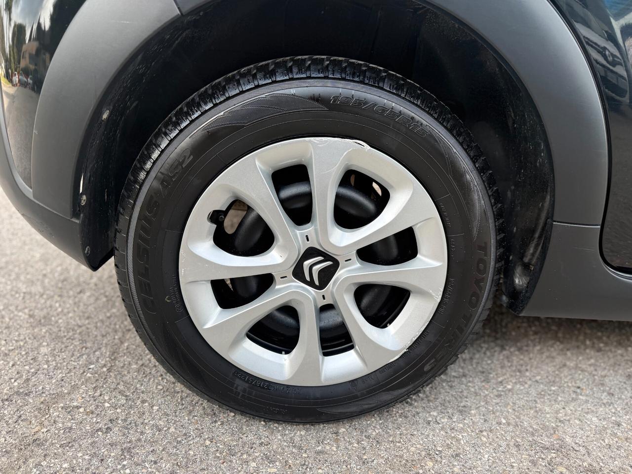 " UNA CHICCA " Citroen C3 PureTech 82 Feel