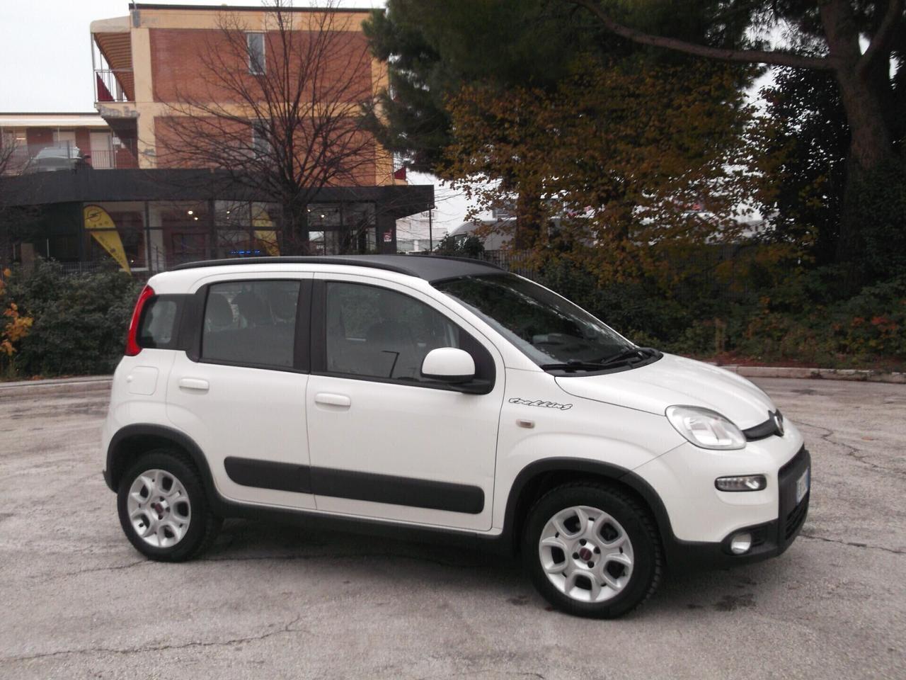 Panda ''Trekking'' 1.0 Turbo Metano Neop. 2013