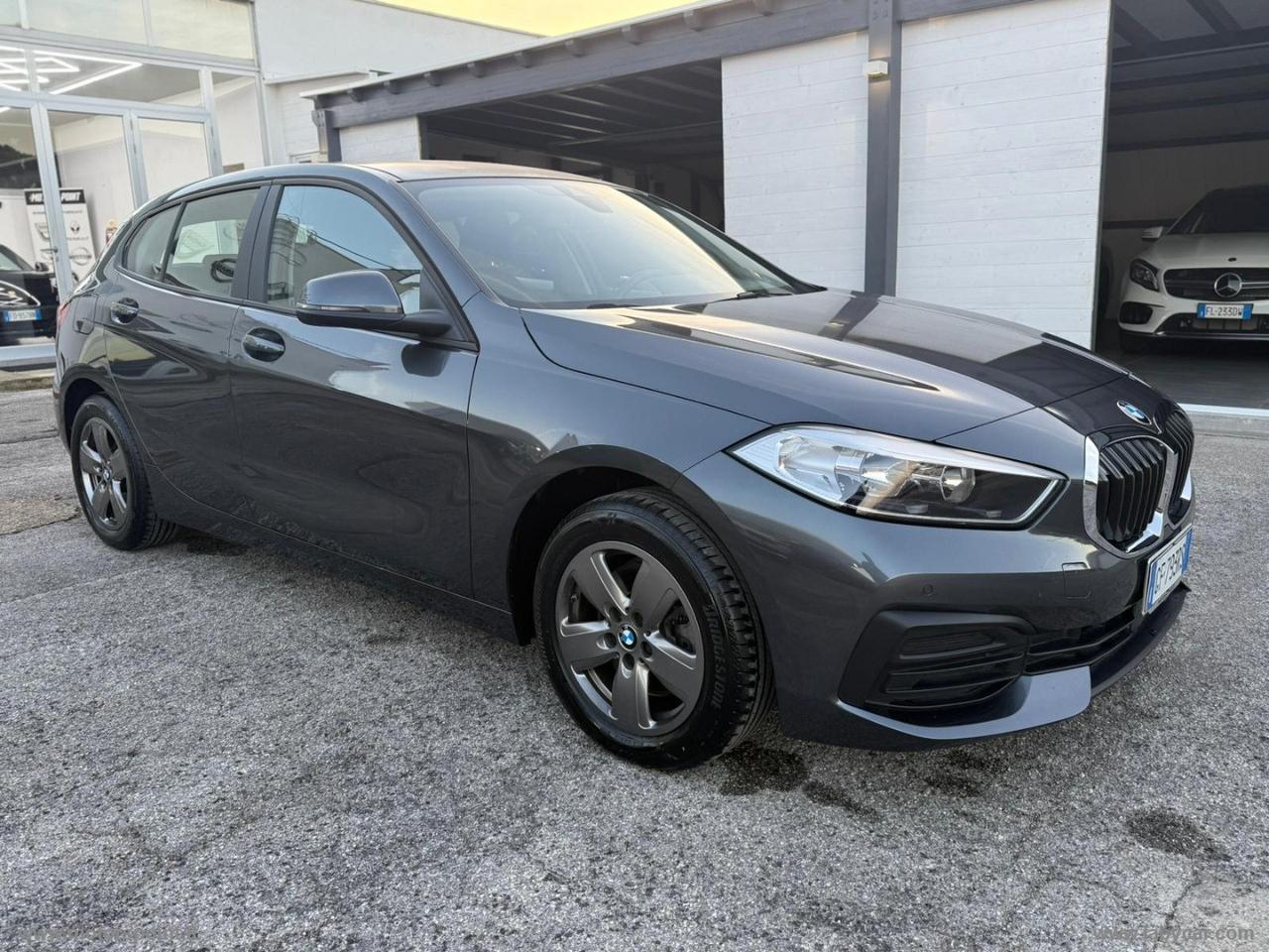 BMW 116d 5p. Business Advantage