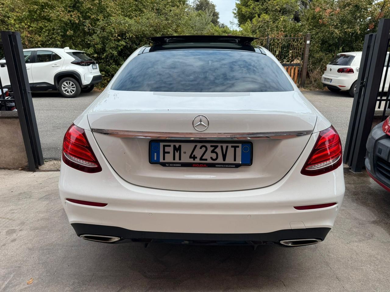 Mercedes-benz E 200 Auto Premium Plus