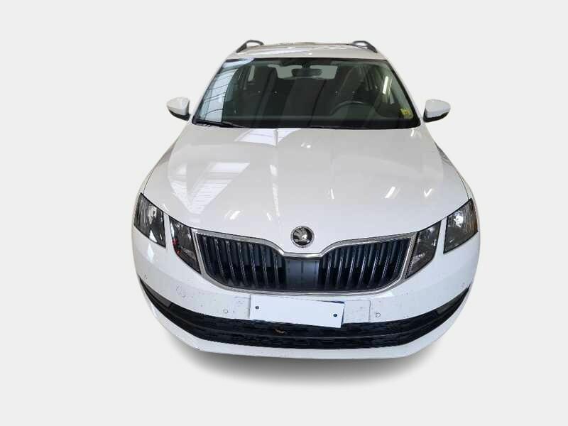 SKODA OCTAVIA WAGON 1.6 TDI CR DSG Executive