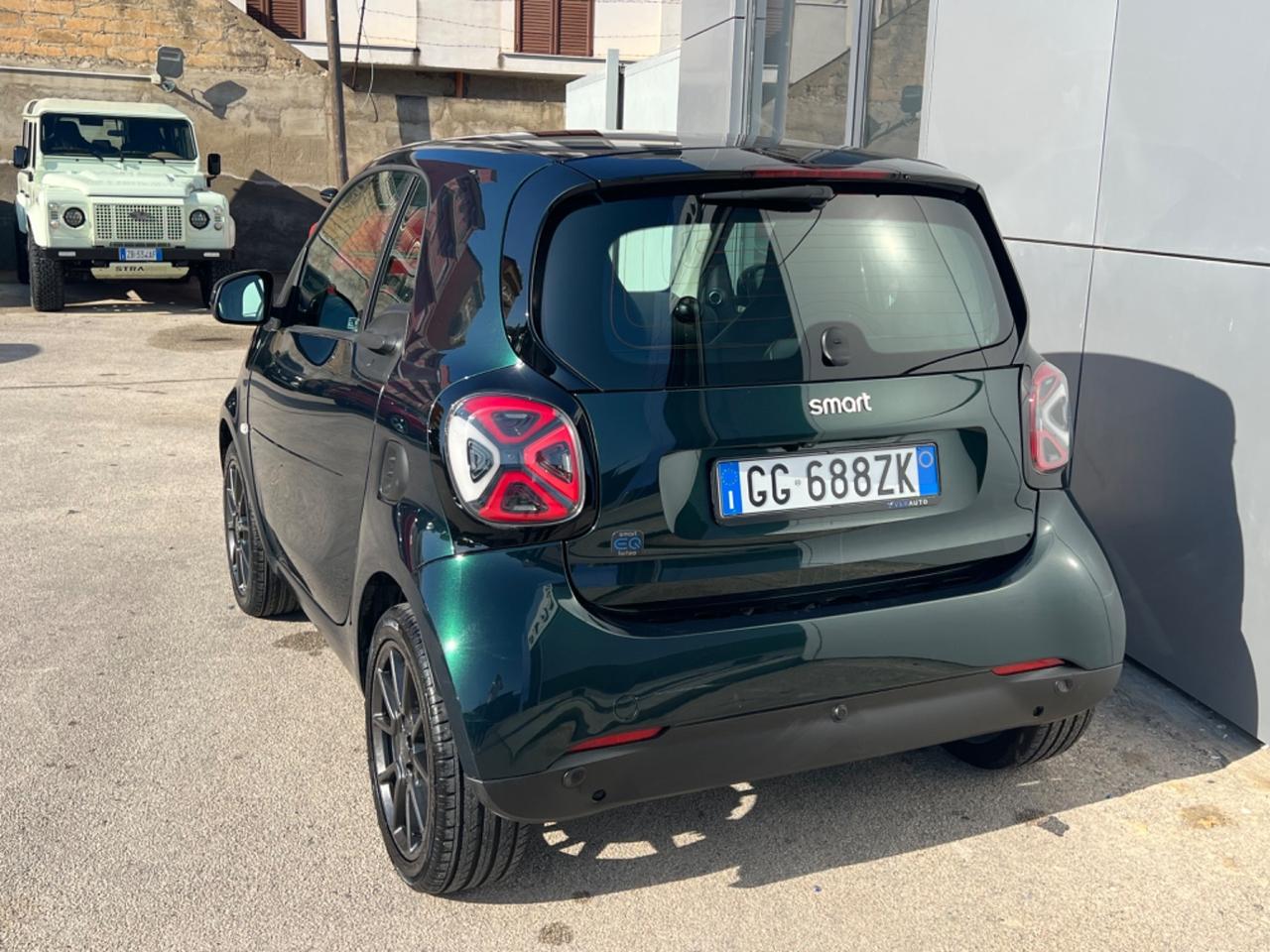 Smart ForTwo eq British Green - anno 2021 - km 71.000