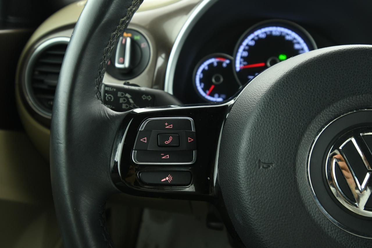 VOLKSWAGEN Maggiolino Cabrio 2.0 tdi Sport 140cv dsg PELLE+LED+C18"