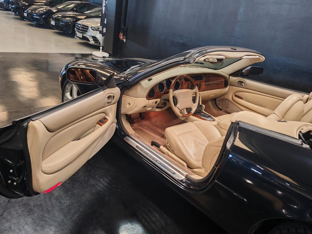 Jaguar XKR 4.2 Convertibile asi