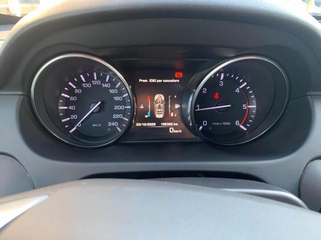 LAND ROVER Discovery Sport 2.2 SD4 SE